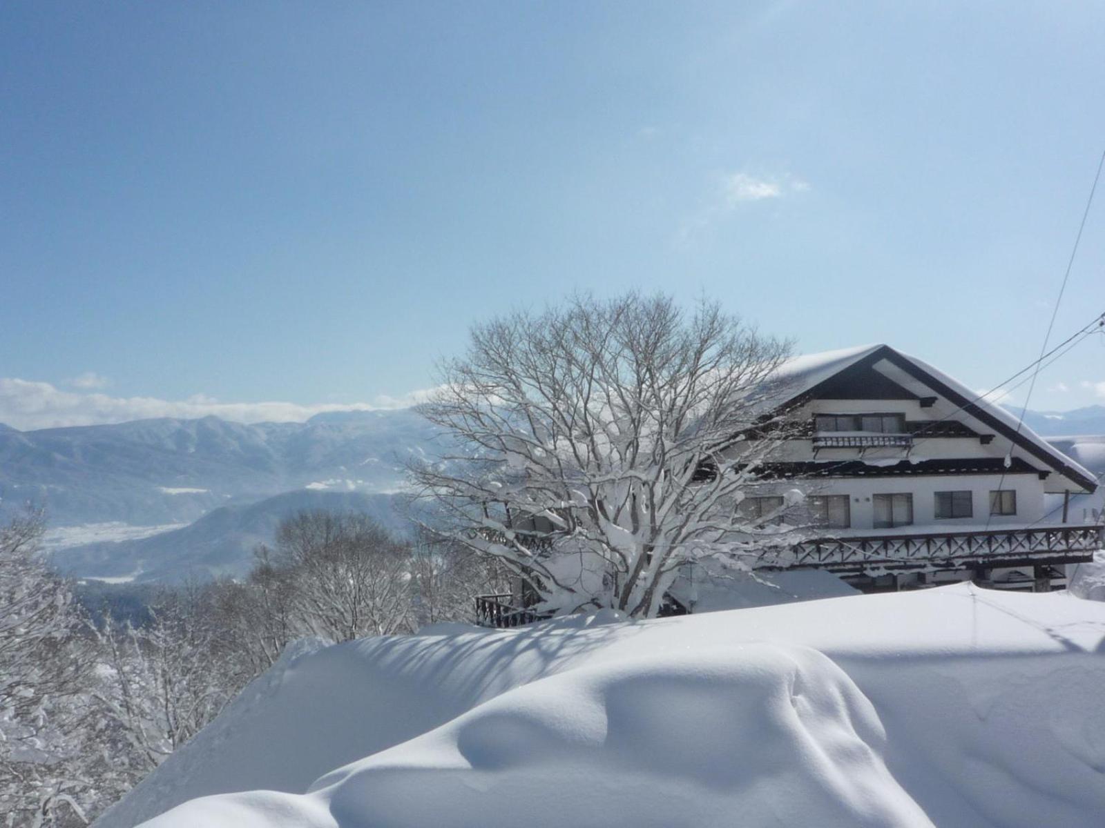 Fujio Pension Madarao Apartment Hotel & Restaurant Iiyama Bagian luar foto